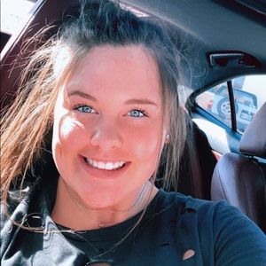 Meet your Posher, Allison